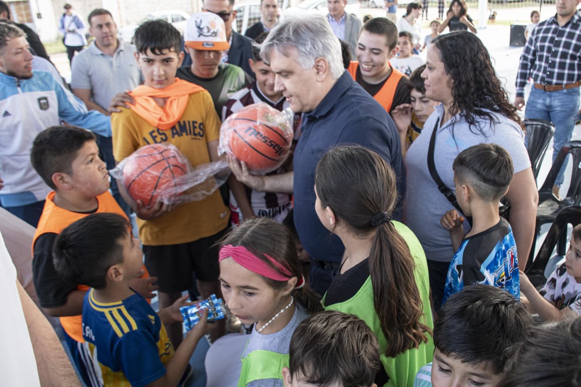 Inversión de $450 millones para el nuevo Polideportivo Social del barrio Fénix - imagen 3